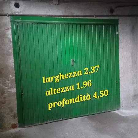 Trilocale Arco D'augusto Con Box شقة أَويستا