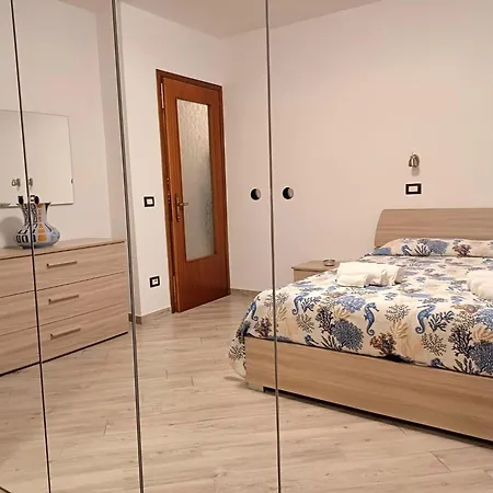 Trilocale Arco D'augusto Con Box أَويستا